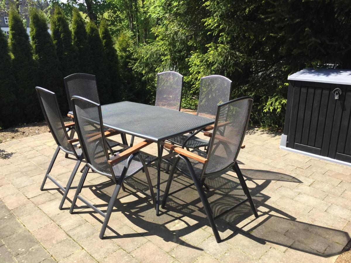 Charmante Ferienwohnung Mit Sauna Und Terrasse Winterberg Kültér fotó